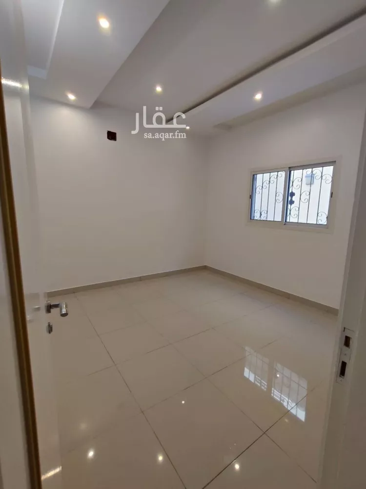 دور للإيجار في شارع مغيرة, حي الوادي, مدينة الرياض, منطقة الرياض صورة 4