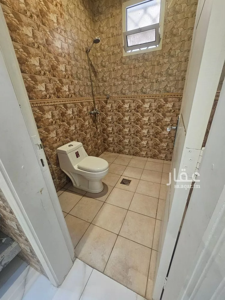 فيلا للبيع في شارع محمد بن العباس, حي النرجس, مدينة الرياض, منطقة الرياض صورة 5