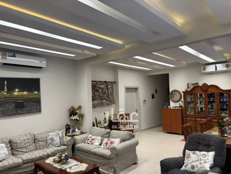 فيلا للبيع في شارع مغيرة, حي الوادي, مدينة الرياض, منطقة الرياض