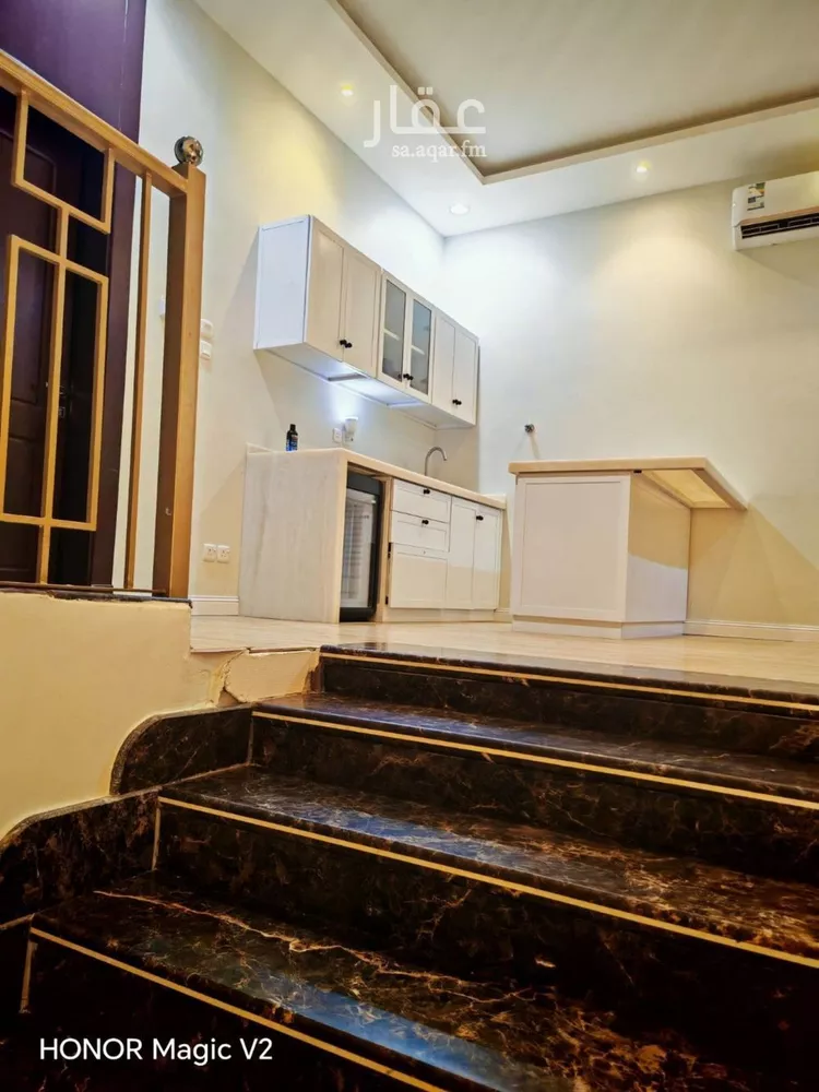 فيلا للإيجار في شارع محمد المعافري, حي العارض, مدينة الرياض, منطقة الرياض صورة 3