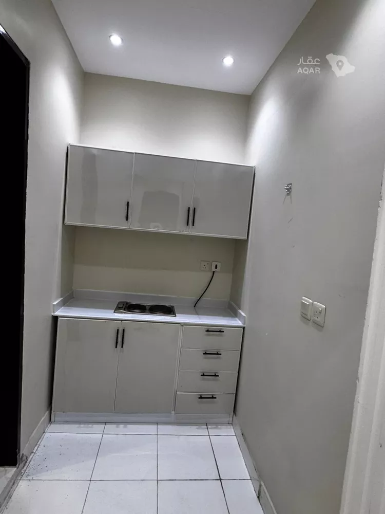 شقة للإيجار في شارع العباس بن عبدالله, حي المونسية, مدينة الرياض, منطقة الرياض 6