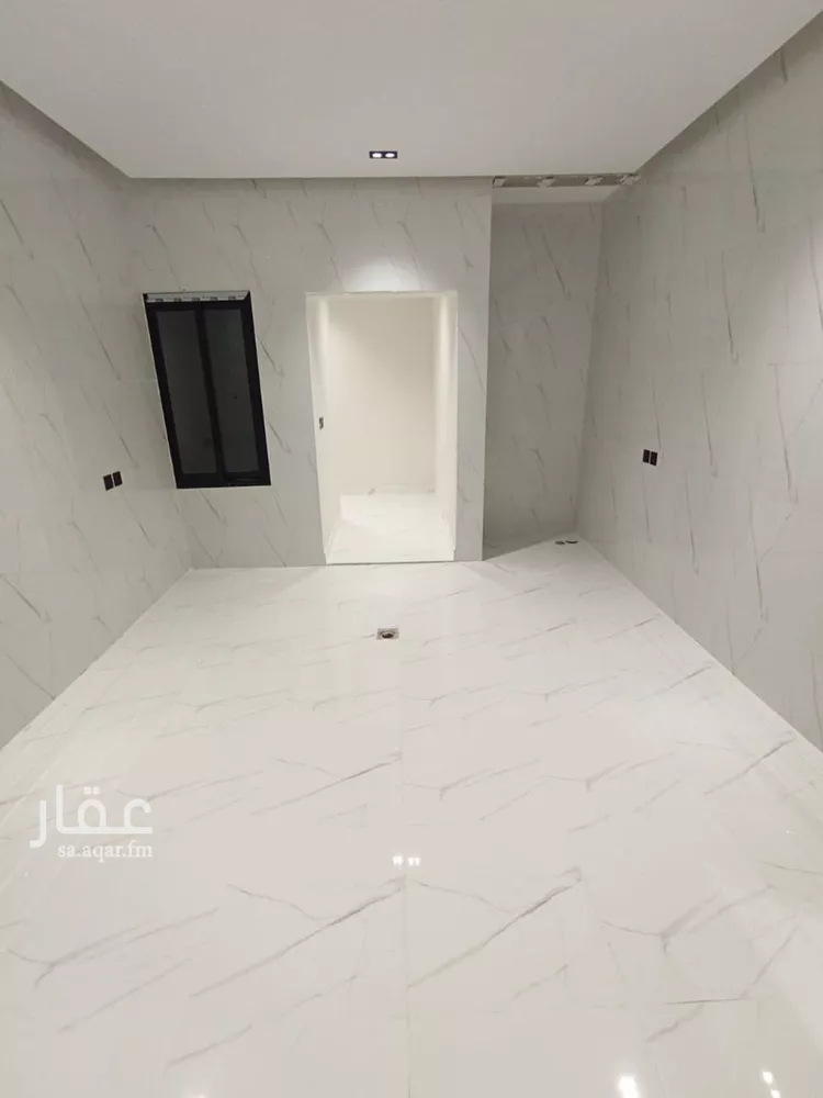 دور للبيع في شارع ابي منصور الكوفي, حي بدر, مدينة الرياض, منطقة الرياض صورة 3