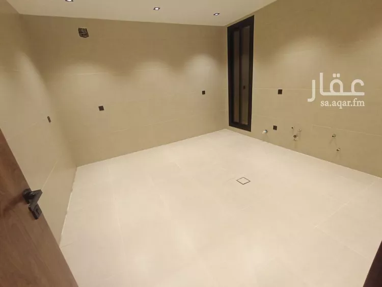 دور للبيع في شارع النفوذ, حي عكاظ, مدينة الرياض, منطقة الرياض صورة 4