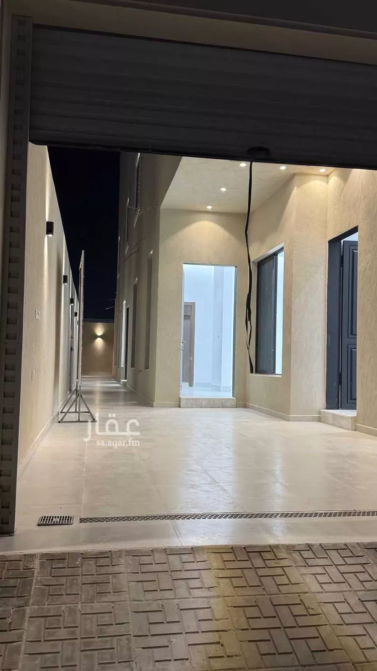 دور للبيع في شارع عبدالله بن رواق, حي السعادة, مدينة الرياض, منطقة الرياض
