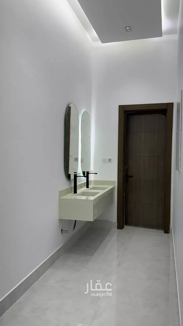 دور للبيع في شارع عبدالله بن رواق, حي السعادة, مدينة الرياض, منطقة الرياض صورة 3