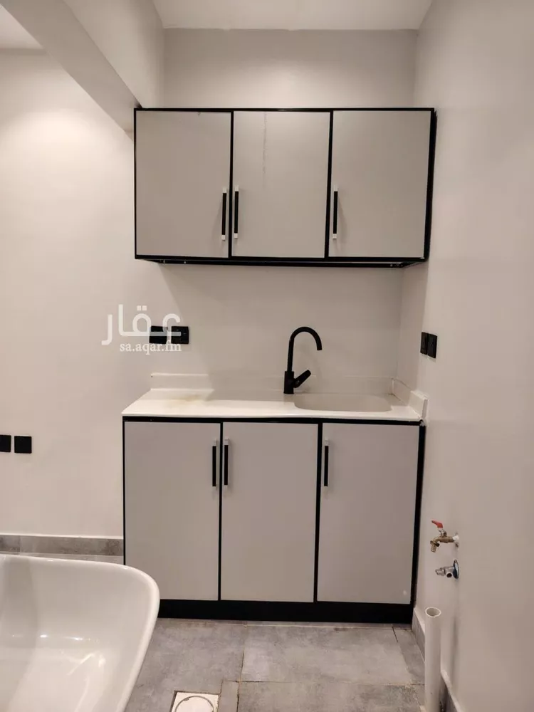 شقة للإيجار في شارع الامير عبدالمحسن بن جلوي, حي المروج, مدينة الرياض, منطقة الرياض