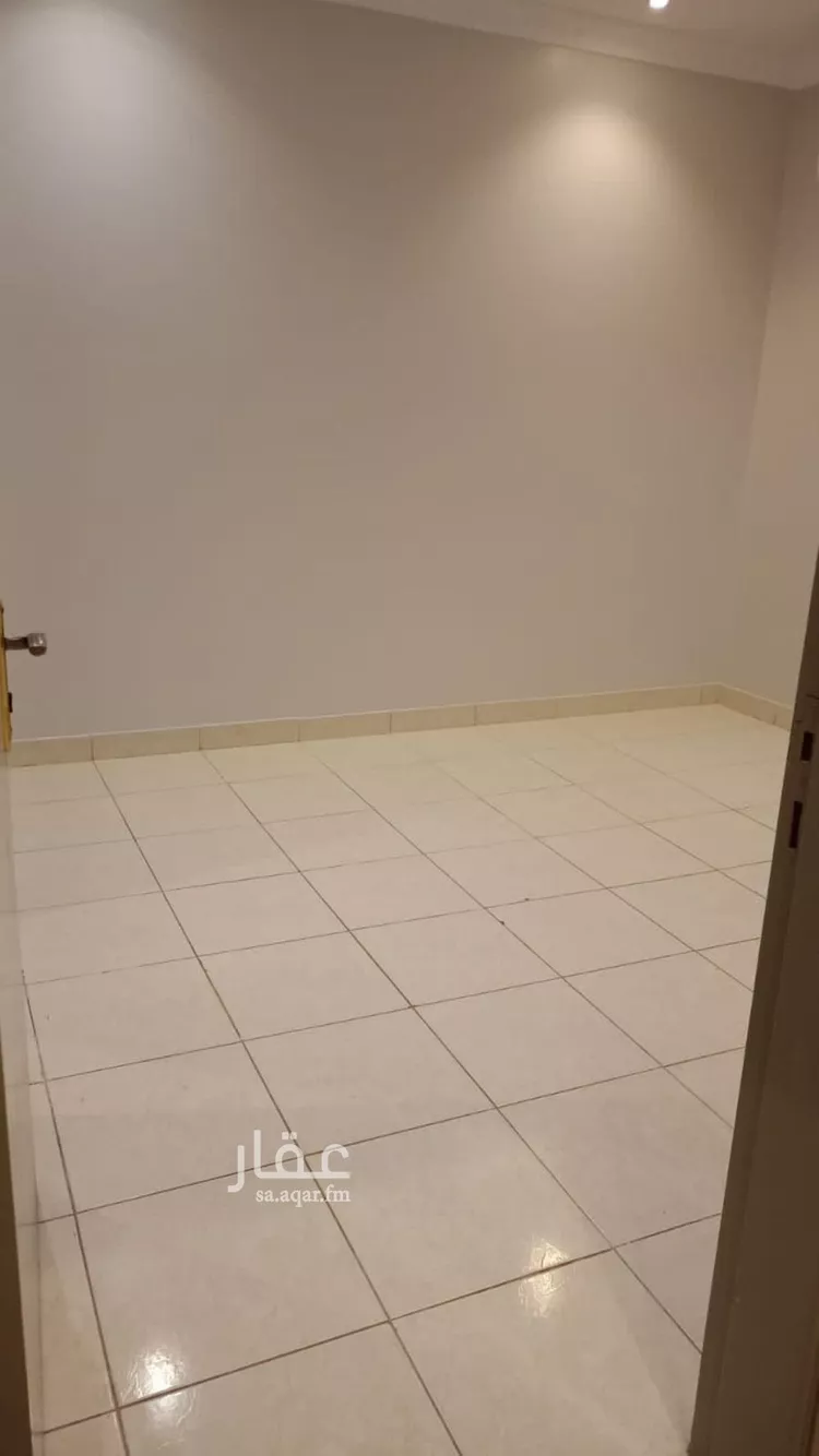 شقة للإيجار في شارع سراقة بن عمرو, حي الشهداء, مدينة الرياض, منطقة الرياض صورة 4