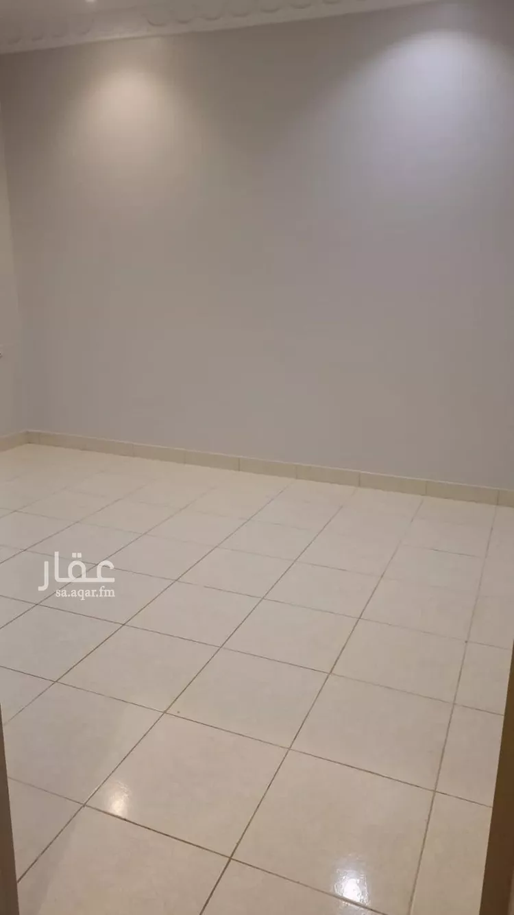 شقة للإيجار في شارع سراقة بن عمرو, حي الشهداء, مدينة الرياض, منطقة الرياض صورة 2