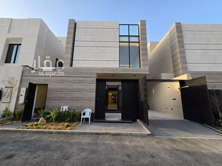 فيلا للبيع في شارع علي بن الدقاق, حي النرجس, مدينة الرياض, منطقة الرياض