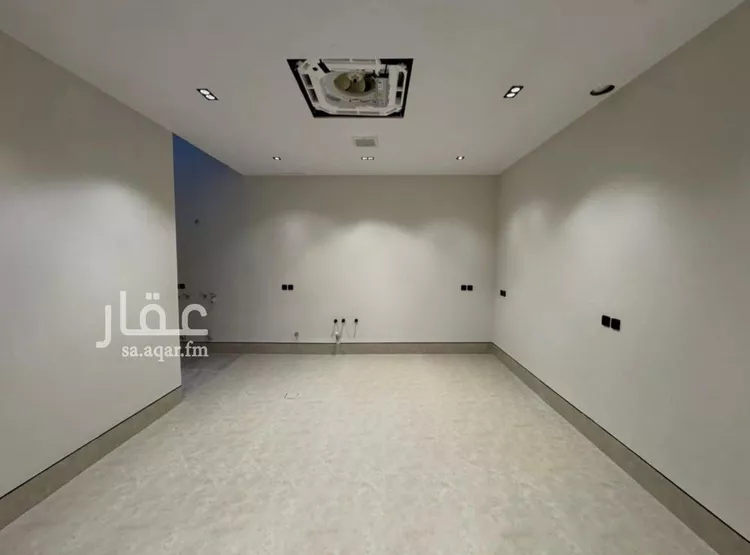 فيلا للبيع في شارع أحمد بن عبدالله البرقي, حي العارض, مدينة الرياض, منطقة الرياض 12