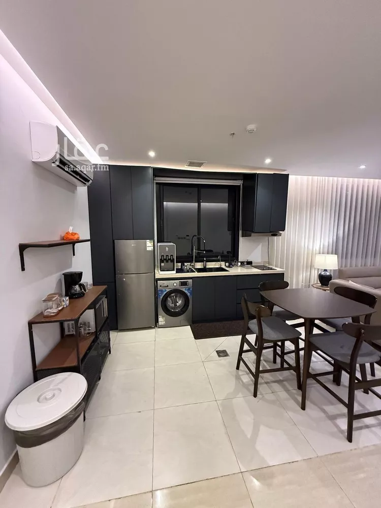 شقة للبيع في شارع عبدالله بن قيس, حي إشبيلية, مدينة الرياض, منطقة الرياض