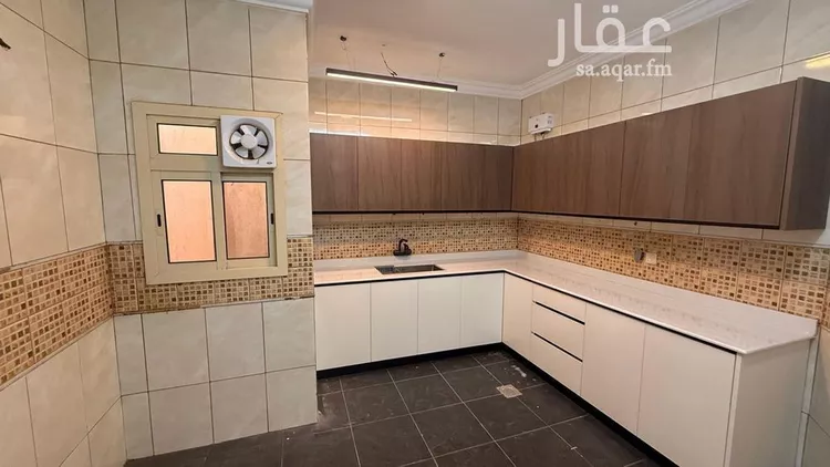 شقة للإيجار في شارع السفانية, حي الياسمين, مدينة الرياض, منطقة الرياض صورة 3