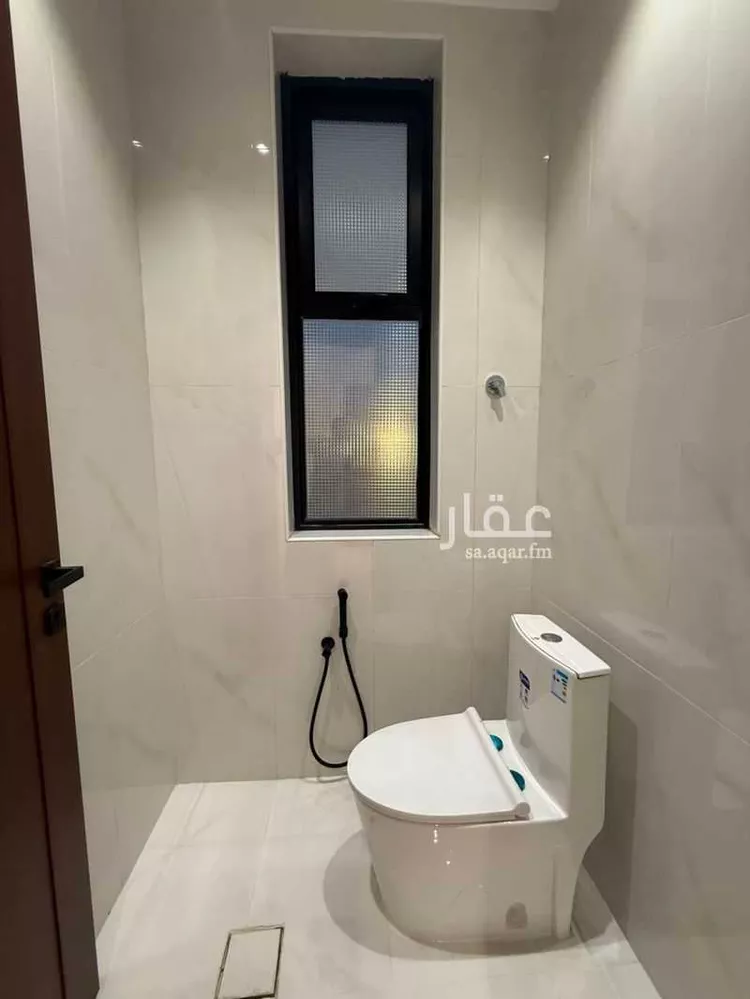 شقة للبيع في شارع اسحاق بن سليمان, حي الحيلة الغربي, مدينة محائل, منطقة عسير صورة 2
