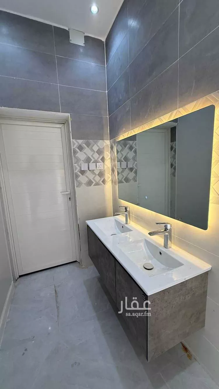 دور للبيع في شارع الطوال 1755, مدينة المنصوره, منطقة عسير صورة 3