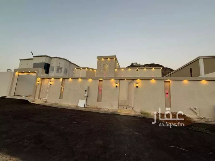 دور للبيع في شارع الجوهرة , حي الزمرة, مدينة الزمرة, منطقة عسير صورة 2