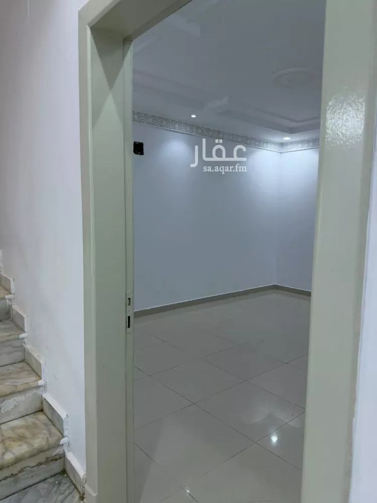 فيلا للبيع في شارع الجحاف بن حكيم السلمي, حي طويق, مدينة الرياض, منطقة الرياض صورة 4