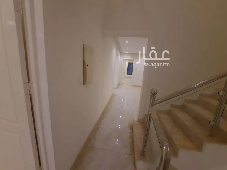 فيلا للبيع في شارع سليمان بن أحمد فقيه, حي طويق, مدينة الرياض, منطقة الرياض 8