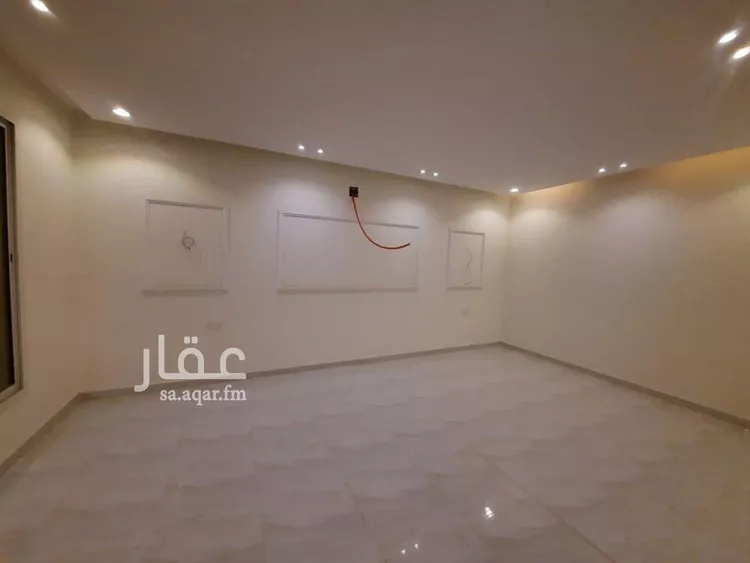 فيلا للبيع في شارع سليمان بن أحمد فقيه, حي طويق, مدينة الرياض, منطقة الرياض صورة 2