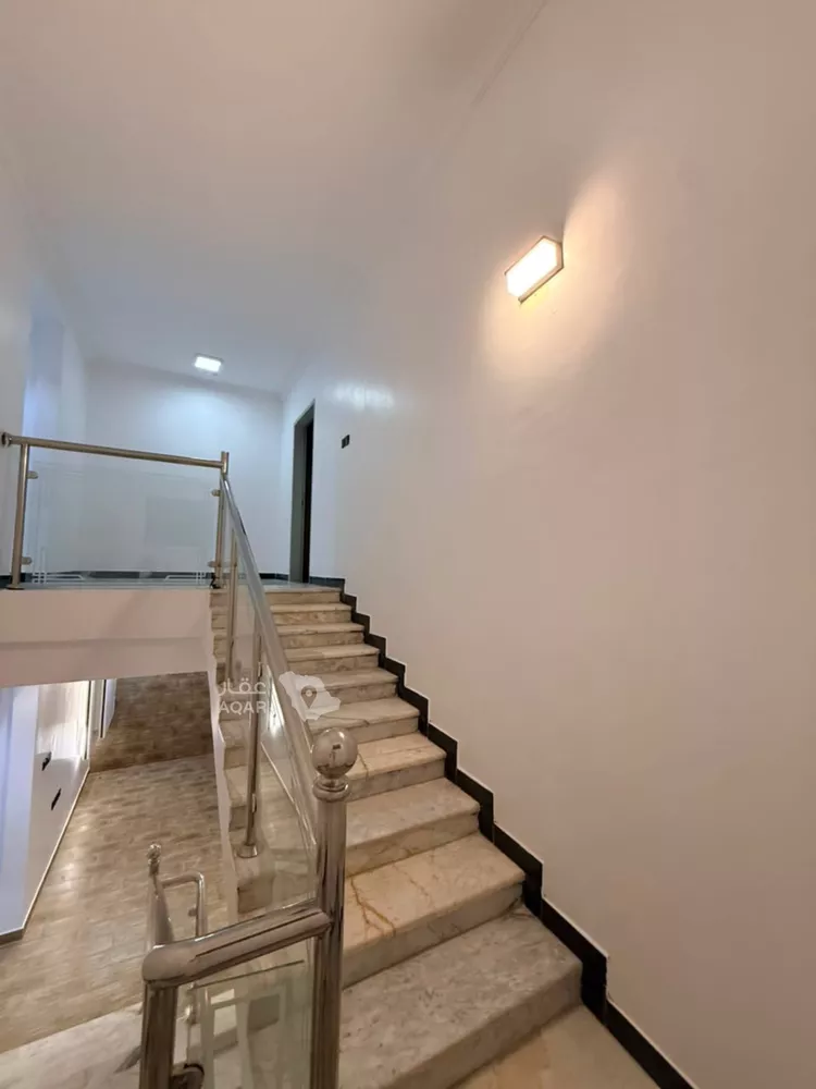 Villa for Sale in Riyadh Tuwaiq 8