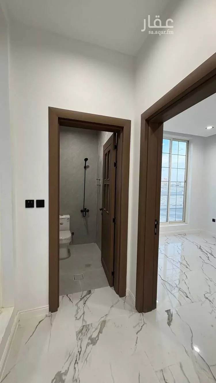 Villa for Sale in Al Hofuf Jonob Mansobi Al Taleem صورة 4