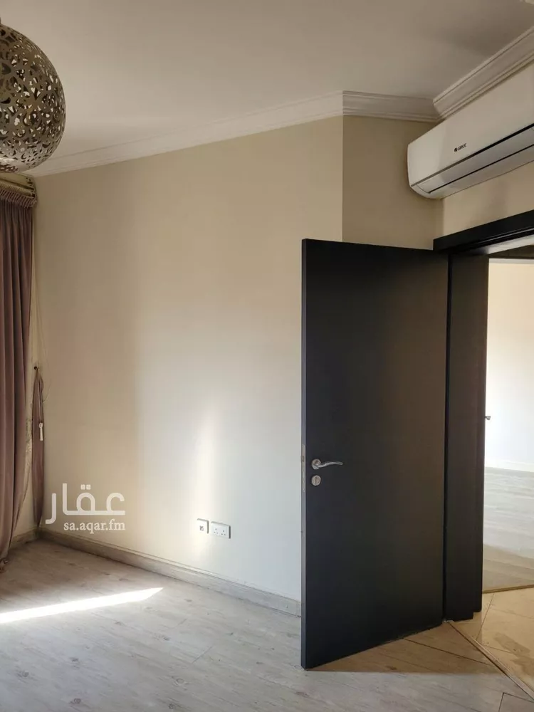 فيلا للإيجار في شارع عبدالباسط بن خليل, حي النرجس, مدينة الرياض, منطقة الرياض صورة 2