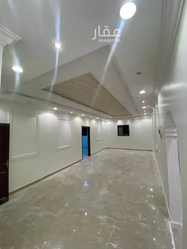 فيلا للبيع في شارع الدفاع, حي إشبيلية, مدينة الرياض, منطقة الرياض صورة 3