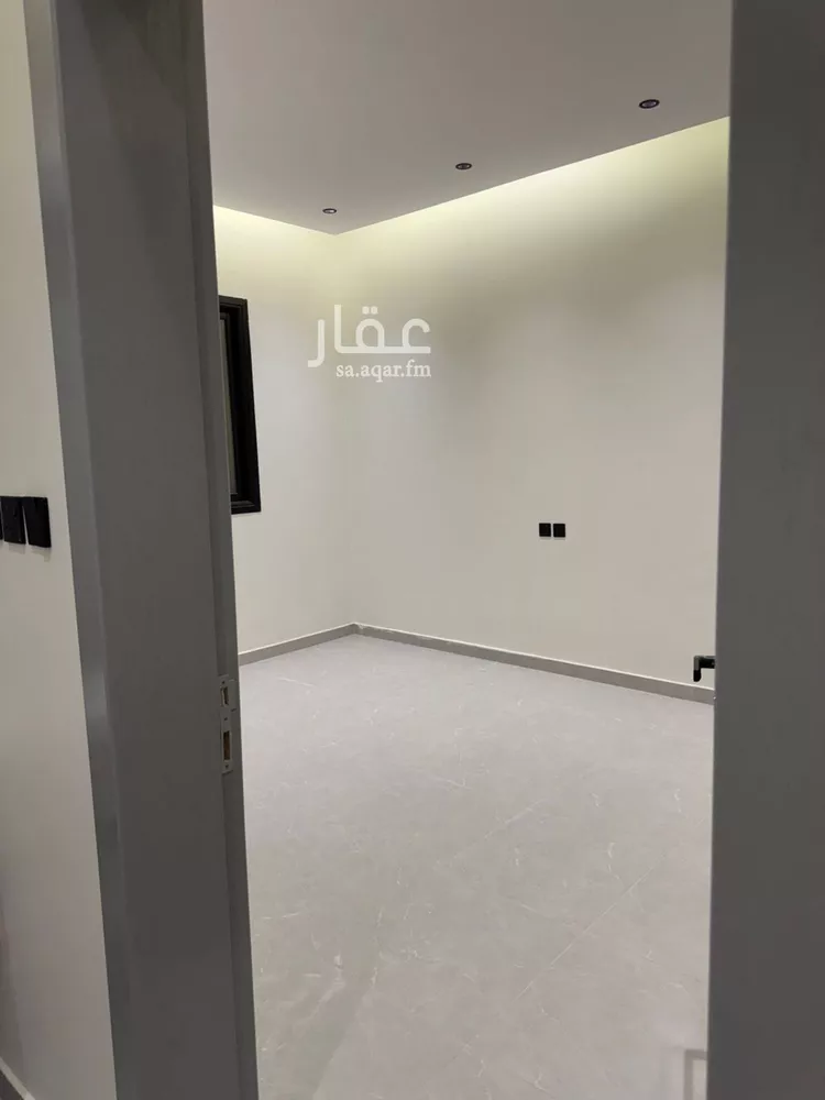 Floor for Sale in Riyadh Badr 10