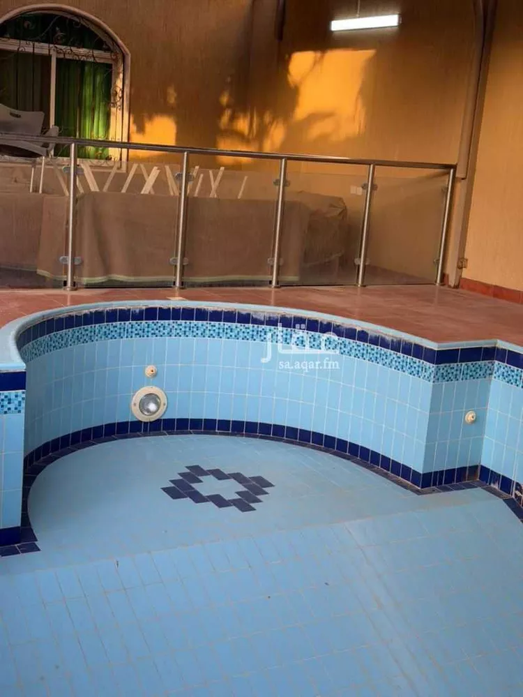 فيلا للبيع في شارع الساحة, حي الفيحاء, مدينة الرياض, منطقة الرياض 10
