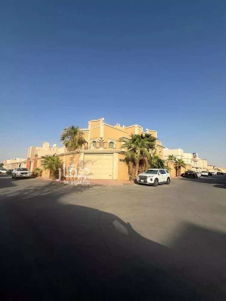 فيلا للبيع في شارع الساحة, حي الفيحاء, مدينة الرياض, منطقة الرياض صورة 2