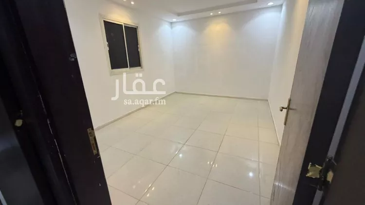 شقة للإيجار في شارع عبدالله بن أبي الهذيل, حي الرمال, مدينة الرياض, منطقة الرياض صورة 5