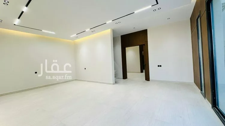 فيلا للبيع في شارع عبدالرحمن بن مرشد, حي المهدية, مدينة الرياض, منطقة الرياض صورة 2