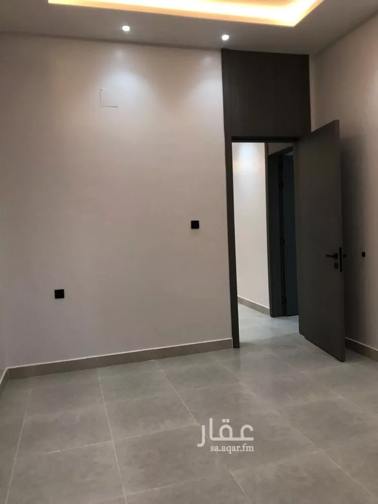 دور للبيع في شارع أحمد بن محمد الشغري, حي طويق, مدينة الرياض, منطقة الرياض 12