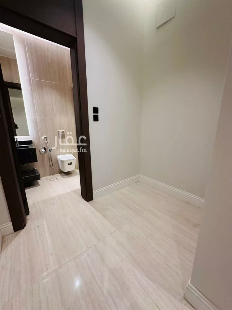 فيلا للبيع في شارع عبدالله حدادي, حي العارض, مدينة الرياض, منطقة الرياض صورة 3