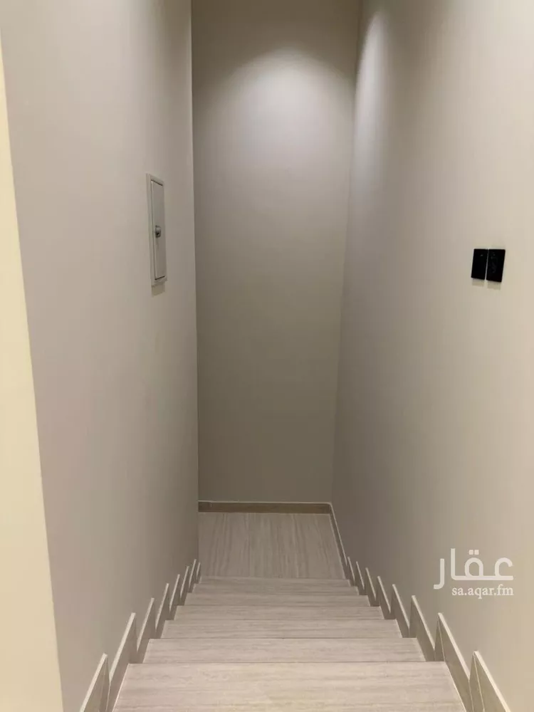 فيلا للبيع في شارع عمر بن أبي بكر, حي المهدية, مدينة الرياض, منطقة الرياض 13