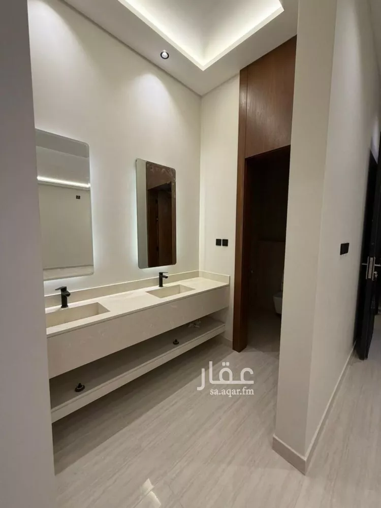 فيلا للبيع في شارع عمر بن أبي بكر, حي المهدية, مدينة الرياض, منطقة الرياض 18