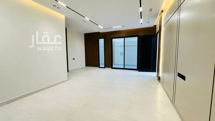 فيلا للبيع في شارع عبدالرحمن بن مرشد, حي المهدية, مدينة الرياض, منطقة الرياض صورة 5