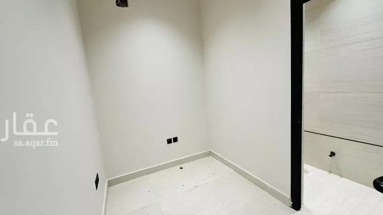 فيلا للبيع في شارع صالح بن الصباغ, حي المهدية, مدينة الرياض, منطقة الرياض 9