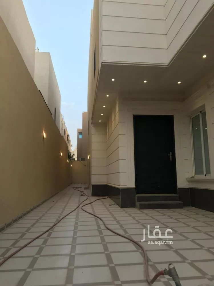 فيلا للبيع في شارع طلال بن جبر, حي النهضة, مدينة الرياض, منطقة الرياض 11