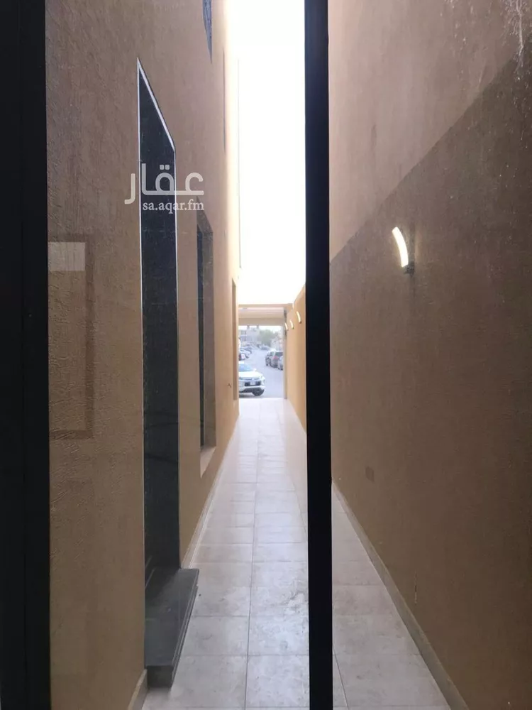 دور للبيع في شارع أبي الفتوح الهمذاني, حي الخليج, مدينة الرياض, منطقة الرياض صورة 5