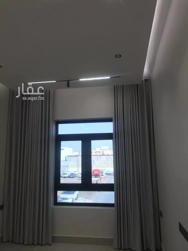 Villa for Sale in Riyadh Al Yarmouk 18