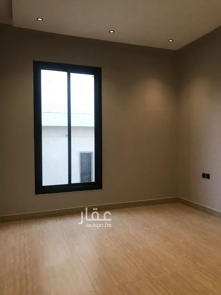 Floor for Sale in Riyadh King Faisal 7