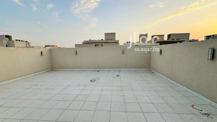 فيلا للبيع في شارع صالح بن الصباغ, حي المهدية, مدينة الرياض, منطقة الرياض 12
