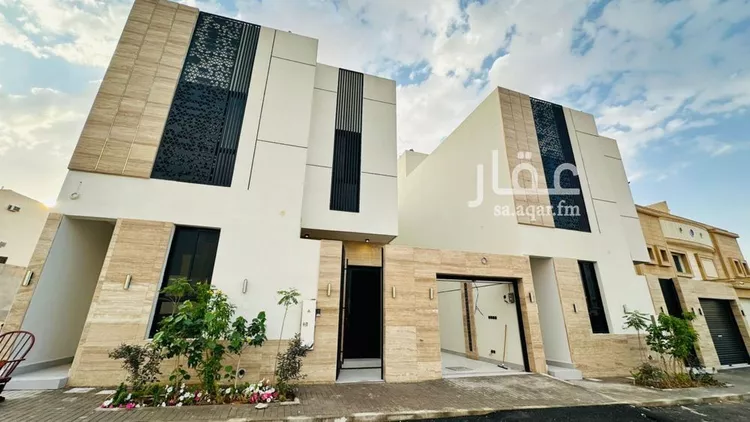 فيلا للبيع في شارع عبدالرحمن بن مرشد, حي المهدية, مدينة الرياض, منطقة الرياض 25