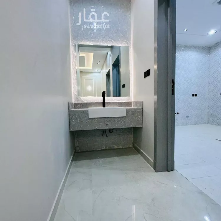 Floor for Sale in Riyadh Tuwaiq 20