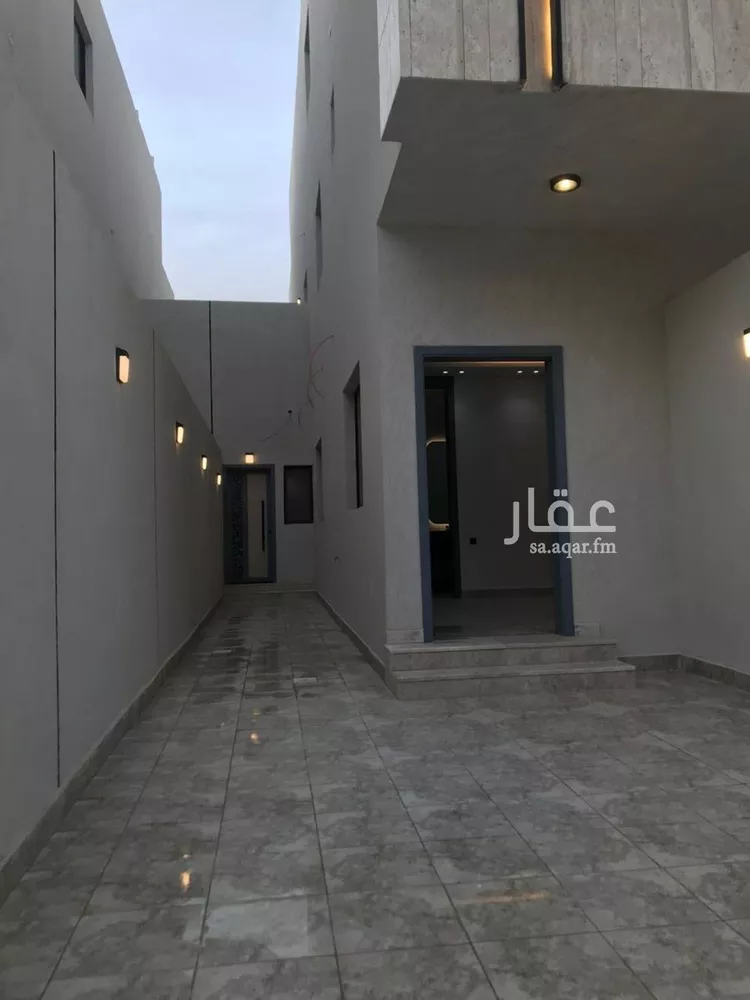 دور للبيع في شارع أحمد بن محمد الشغري, حي طويق, مدينة الرياض, منطقة الرياض 11