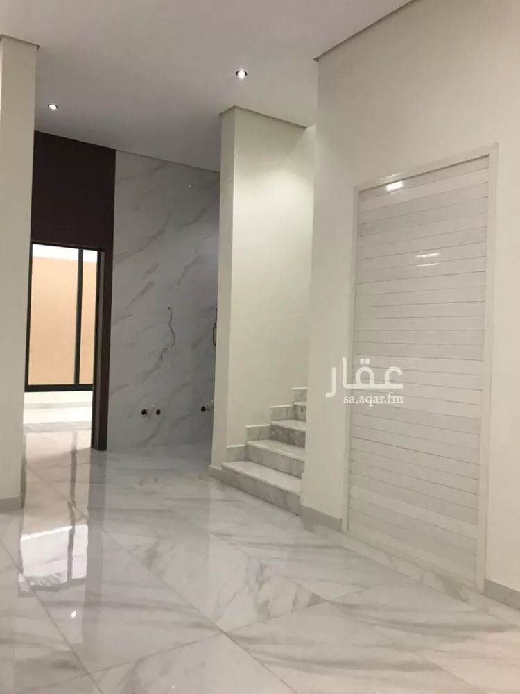 دور للبيع في شارع أبي الفتوح الهمذاني, حي الخليج, مدينة الرياض, منطقة الرياض صورة 2