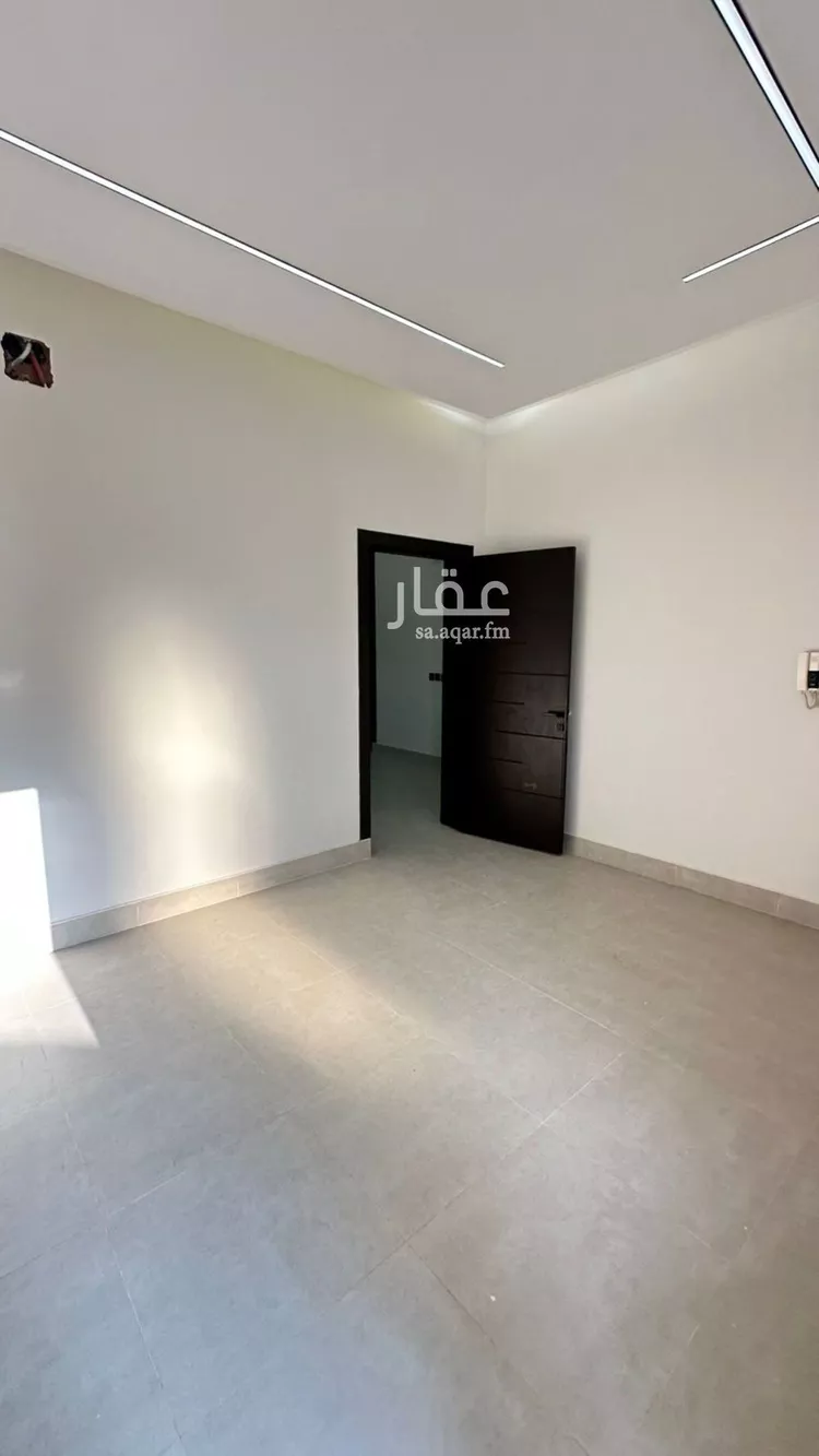 Floor for Sale in Riyadh Tuwaiq