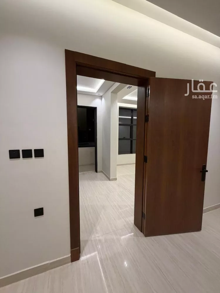 فيلا للبيع في شارع أبي غالب الماوردي, حي المهدية, مدينة الرياض, منطقة الرياض صورة 2