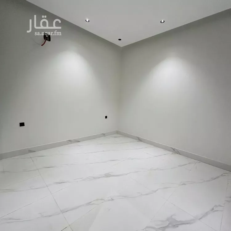 فيلا للبيع في شارع القاسم بن يوسف السبتي, حي العوالي, مدينة الرياض, منطقة الرياض 15