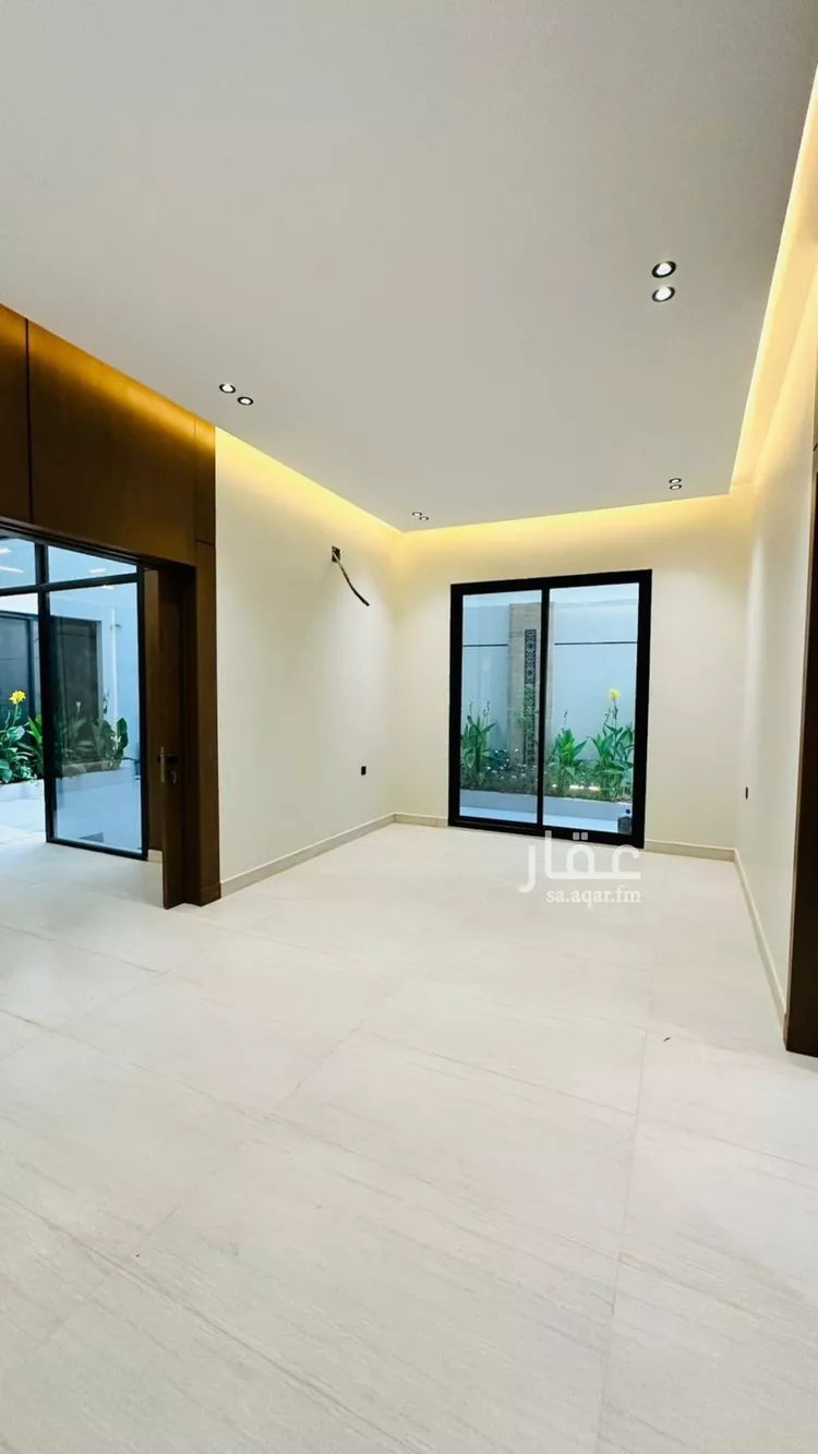 فيلا للبيع في شارع عبدالرحمن بن مرشد, حي المهدية, مدينة الرياض, منطقة الرياض صورة 3